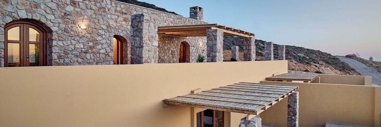 Casa Di Namphio Villa Suites, 阿纳菲 — 照片 1