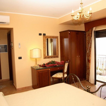 Agostiniana Hotel, Форца д'Агро — фото 3
