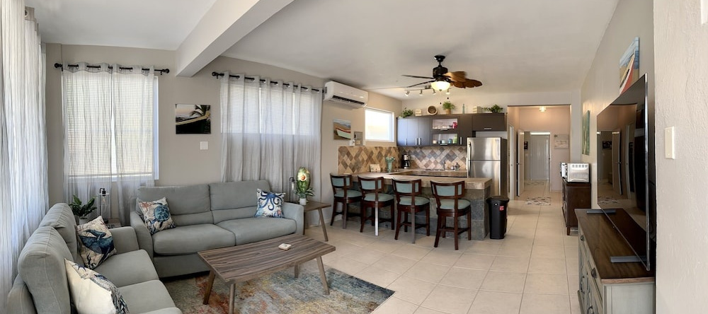 Aguada Beach Condos, Агуада — фото 1