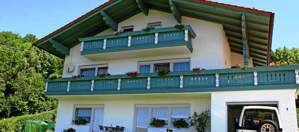 Snug Apartment in Bavaria With Private Terrace, 豪岑贝格 — 照片 1