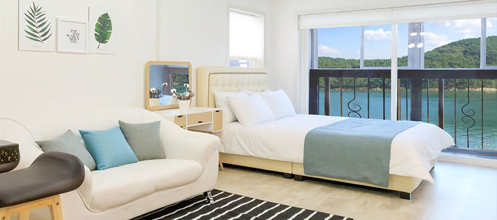 Casa Pension Tongyeong, Tongyeong — photo 1