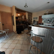 Joli loft dans village pittoresque, Péret — photo 4