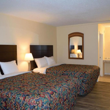 Red Carpet Inn Battleboro, 落基山城 — 照片 5