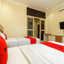 Reddoorz Plus @ Hotel Sempurna Watervang Lubuk Linggau, Лубуклингау — фото 4