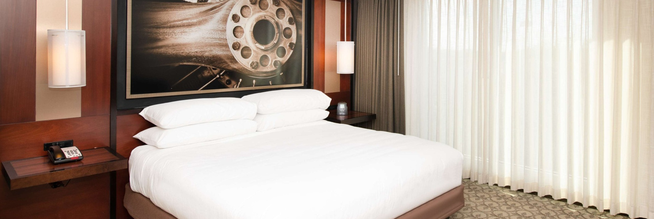 Doubletree By Hilton Hotel & Suites Charleston Airport, Северный Чарльстон — фото 1