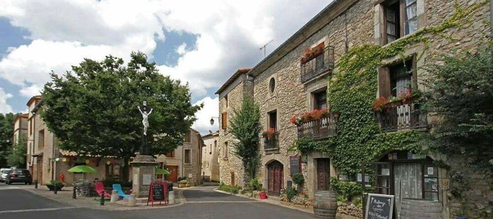 Hôtel L'Ogustin, 拉瓦克里和圣马丁德卡斯特里 — 照片 1