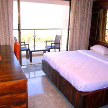 Hotel Apaar with Sea Face Garden Restaurant, 第乌 — 照片 3