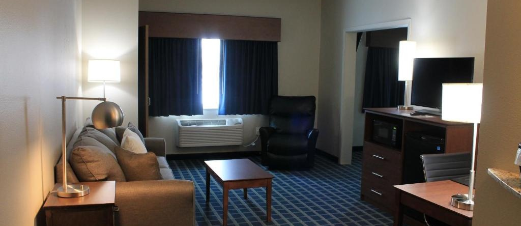Reston Lodge & Suites, Эмметсберг — фото 1