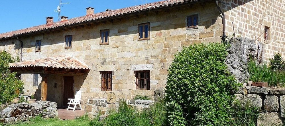 Casa Rural Los Abedules - Casas Valrural, 阿吉拉尔-德坎波奥 — 照片 1