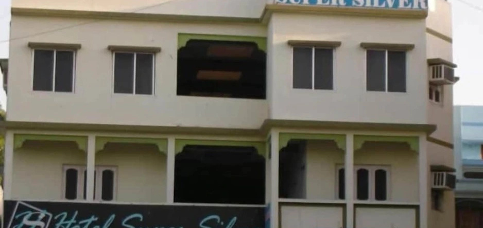 Hotel Samrat, 第乌 — 照片 1
