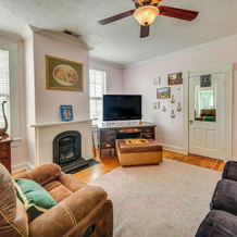 Historic Manor w/ Screened Porch in Elizabeth City, 伊丽莎白城 — 照片 4