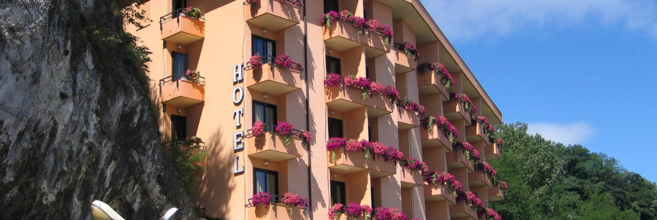 Hotel Concorde, 阿罗纳 — 照片 1