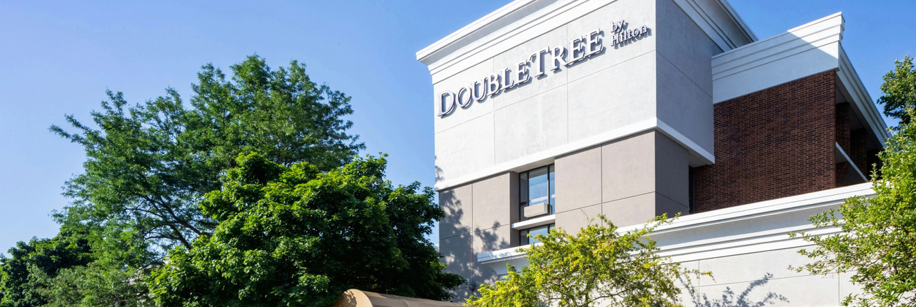 DoubleTree by Hilton Ann Arbor North, 安娜堡 — 照片 1