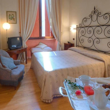 Palazzo Carradori, Монтефано — фото 2