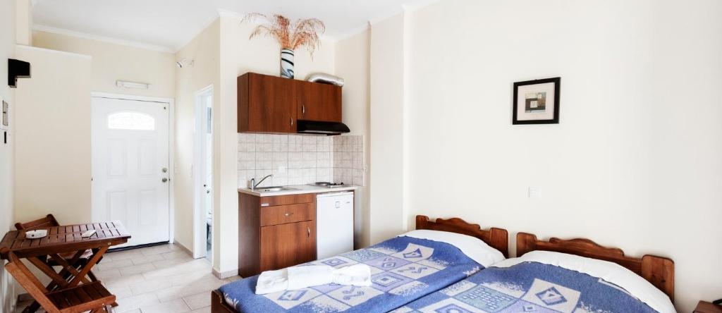 Despina Studio With Kitchenette Raxes #3, Христос — фото 1