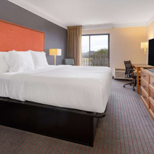 La Quinta by Wyndham Kingsport Tri Cities Airport, Blountville — photo 3
