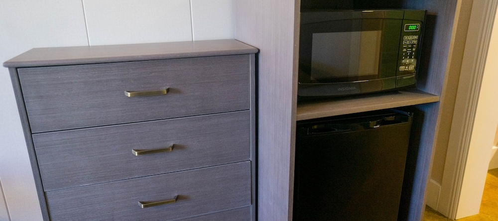4 A's Inn, East Ridge — photo 1