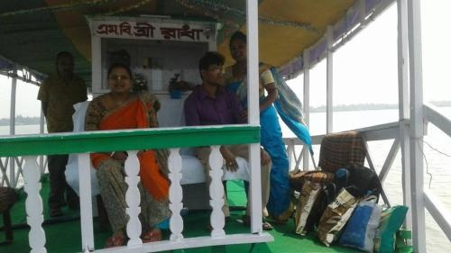 India Tours Only Sundarban Houseboat Mb Sri Radha, 戈萨巴 — 照片 1