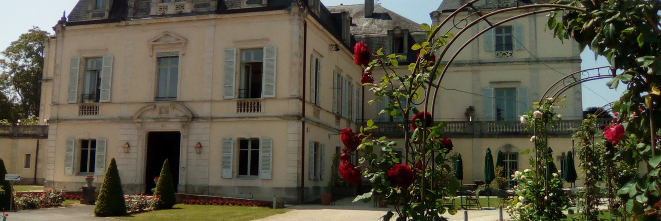 Château de Cîteaux - Fontenille Collection, 默尔索 — 照片 1