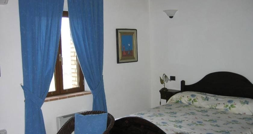 Agriturismo Podere del Vescovo, 卡斯特尔德尔皮亚诺 — 照片 1