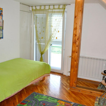 House With 3 Bedrooms in Sveta Nedelja, With Wonderful City View, Encl, 皮拉 — 照片 4
