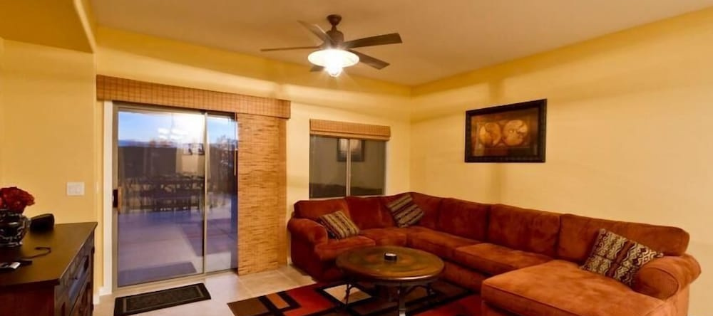Cactus Bloom By Signature Vacation Rentals, Гудиер — фото 1