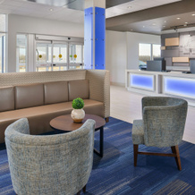 Holiday Inn Express & Suites Kansas City - Lee's Summit by IHG, Lees Summit — photo 2