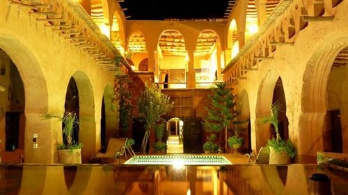 Riad Maktoub, Айт-Бен-Хадду — фото 1