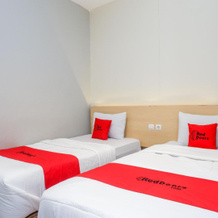 RedDoorz Near Stasiun Batang, 巴塘 — 照片 2