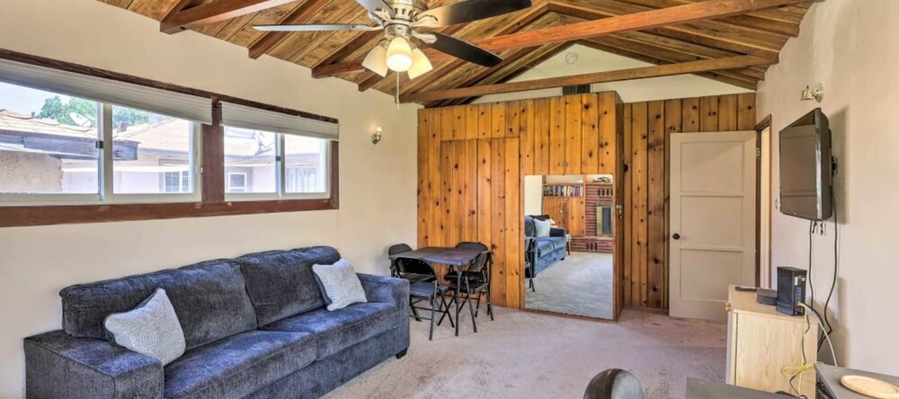 Bakersfield City Home w Patio and Garden, Bakersfield — photo 1