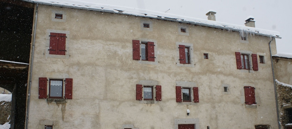 Gîte Baillettes, 多尔 — 照片 1