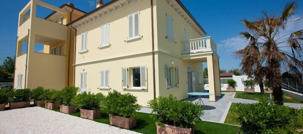 Villaggio Camping Blu, Сенигаллия — фото 1
