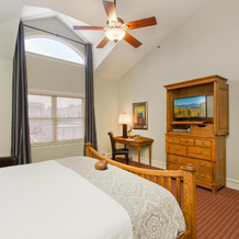 Bradley Boulder Inn, Boulder — photo 5