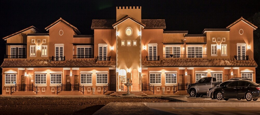 Pimulano Hotel, Сакон Накхон — фото 1