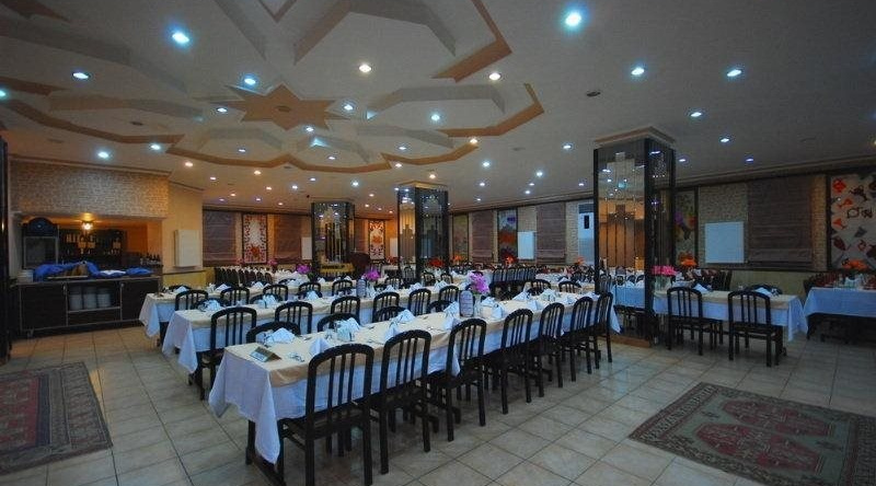 Altinyazi Otel, 阿瓦诺斯 — 照片 1