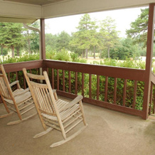 Carolina Landing Camping Resort Cabin 14, 费尔普莱 — 照片 2
