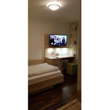 Hotel Fröhlich, 凯泽斯劳滕 — 照片 3