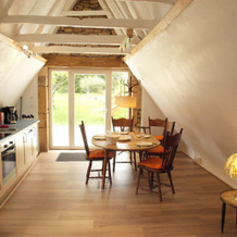 Lovely Cottage in Peyzac-le-moustier With Terrace, 佩扎克莱穆斯蒂耶 — 照片 4