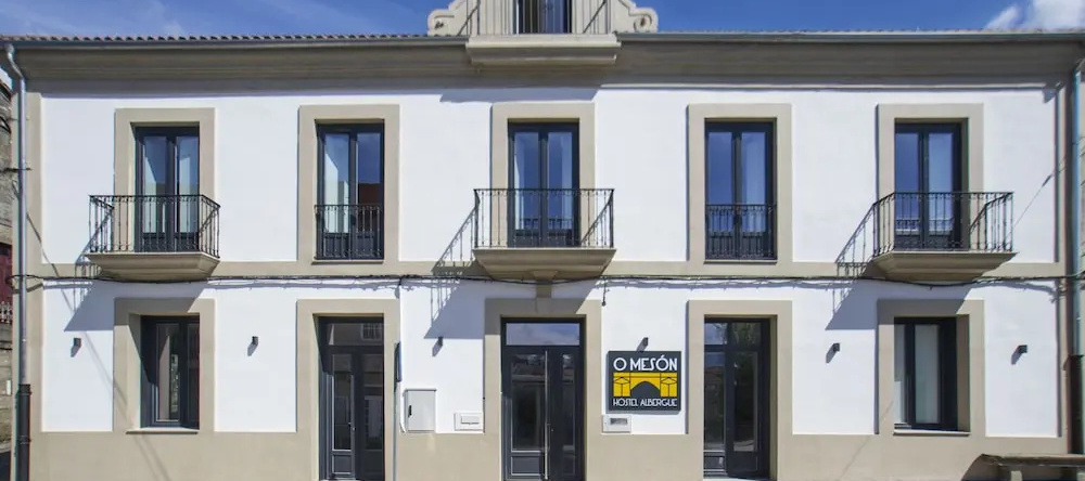 Hostel Albergue O Meson - Apartamentos, 蓬特韦德拉 — 照片 1