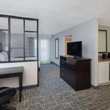 La Quinta Inn & Suites by Wyndham Atlanta Airport South, 科利奇帕克 — 照片 5