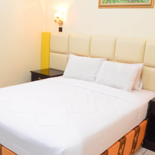 Kencana Dewi 2 Hotel, 波诺罗戈 — 照片 3