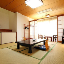 Sozukyo Onsen Nishiki Palace Hotel, Iwakuni — photo 2