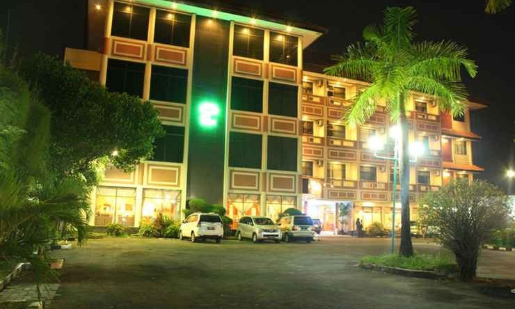 Jepara Indah Hotel, 哲帕拉 — 照片 1
