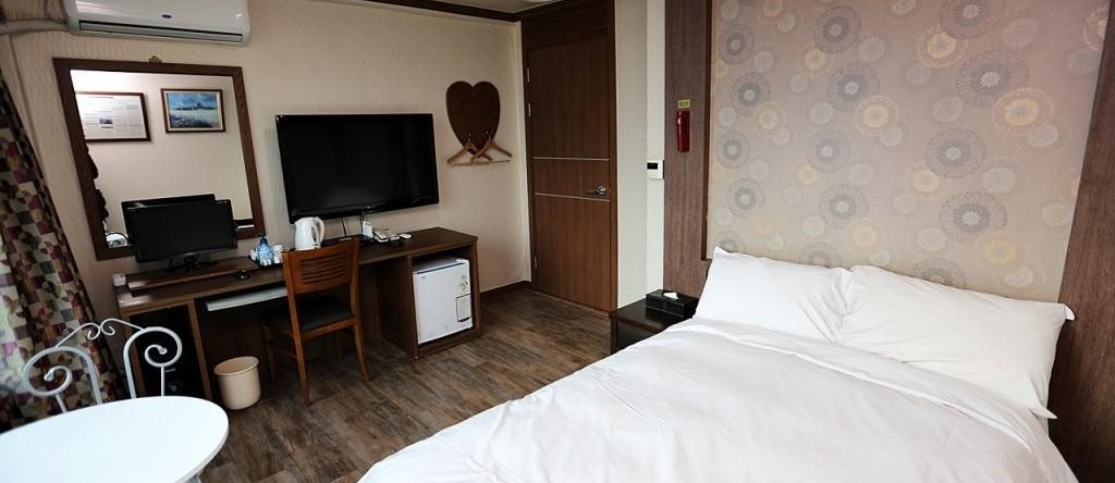 Sokcho Eastern Tourist Hotel, Sokcho — photo 1