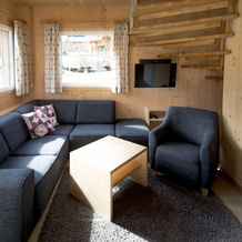 Modern Wooden Chalet in Sankt Georgen ob Murau with Hot Tub, 圣洛伦岑上穆劳 — 照片 4