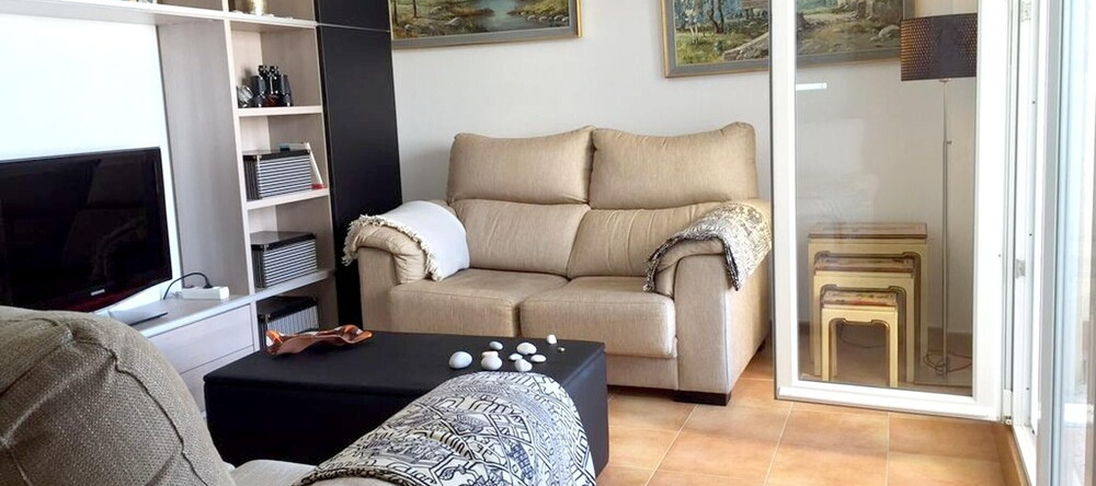 Apartment With 3 Bedrooms in Malpica, With Furnished Terrace, Malpica de Bergantinos — photo 1