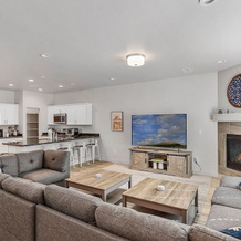 Bliss Flagstaff 55 3 Bedroom Townhouse by RedAwning, 贝尔蒙特 — 照片 4