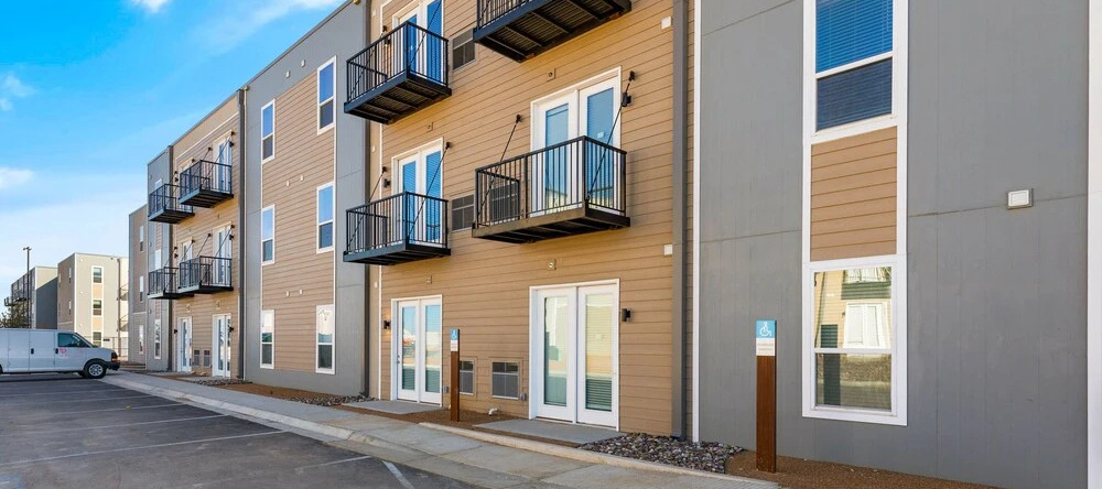 New Luxury Apartments by Barsala, Midland — photo 1