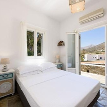 Cycladic beauty and tranquillity in Kostos, Paros, Kostos — photo 2
