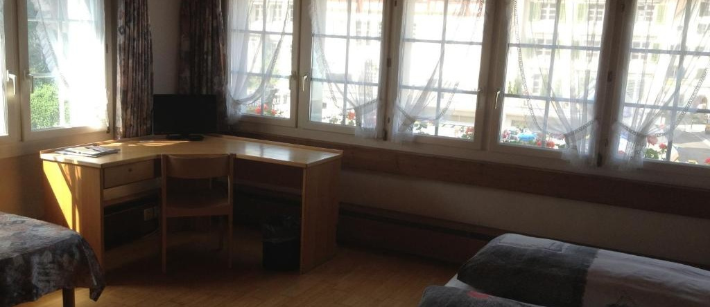 Café-Conditorei Hotel Huber, Lichtensteig — photo 1